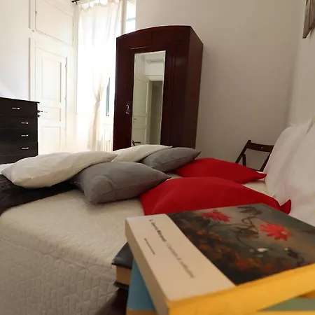 Vakantiehuis Dimora Storica Idrusa Centro Storico