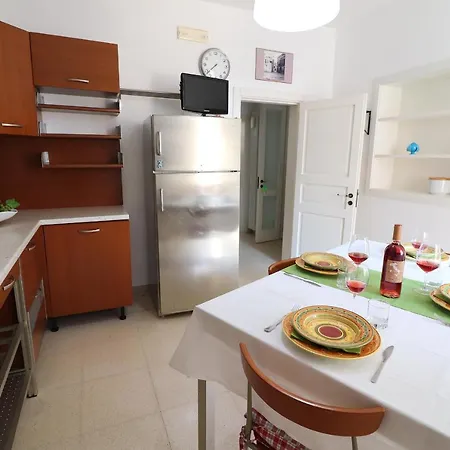 Vakantiehuis Dimora Storica Idrusa Centro Storico